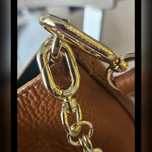 EuC YUZEFI Scallop Scallop BAG Pebble Grained Cinnamon With Tags - Picture 8 of 16